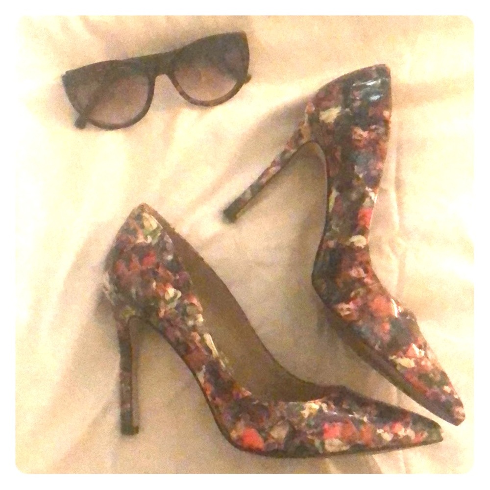 BCBG generation patent multi heels